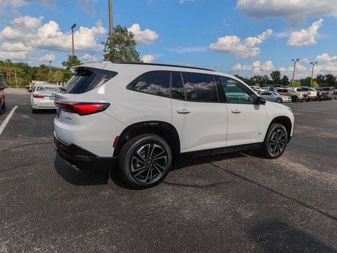 New 2026 Buick Enclave Sport Touring w/ Power Package FWD image 10