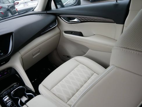 Used 2023 Buick Envision Avenir AWD/4WD image 16