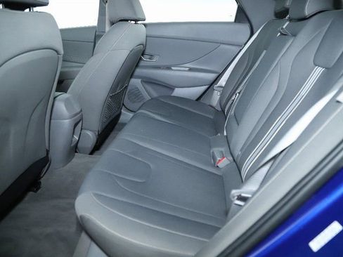 Certified 2024 Hyundai Elantra SEL w/ Convenience Package image 14