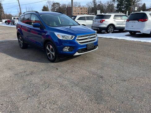 Used 2017 Ford Escape SE w/ Equipment Group 201A image 25