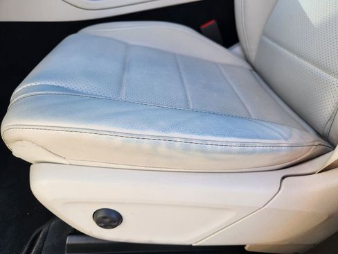 Used 2022 Mercedes-Benz GLE 450 4MATIC image 23