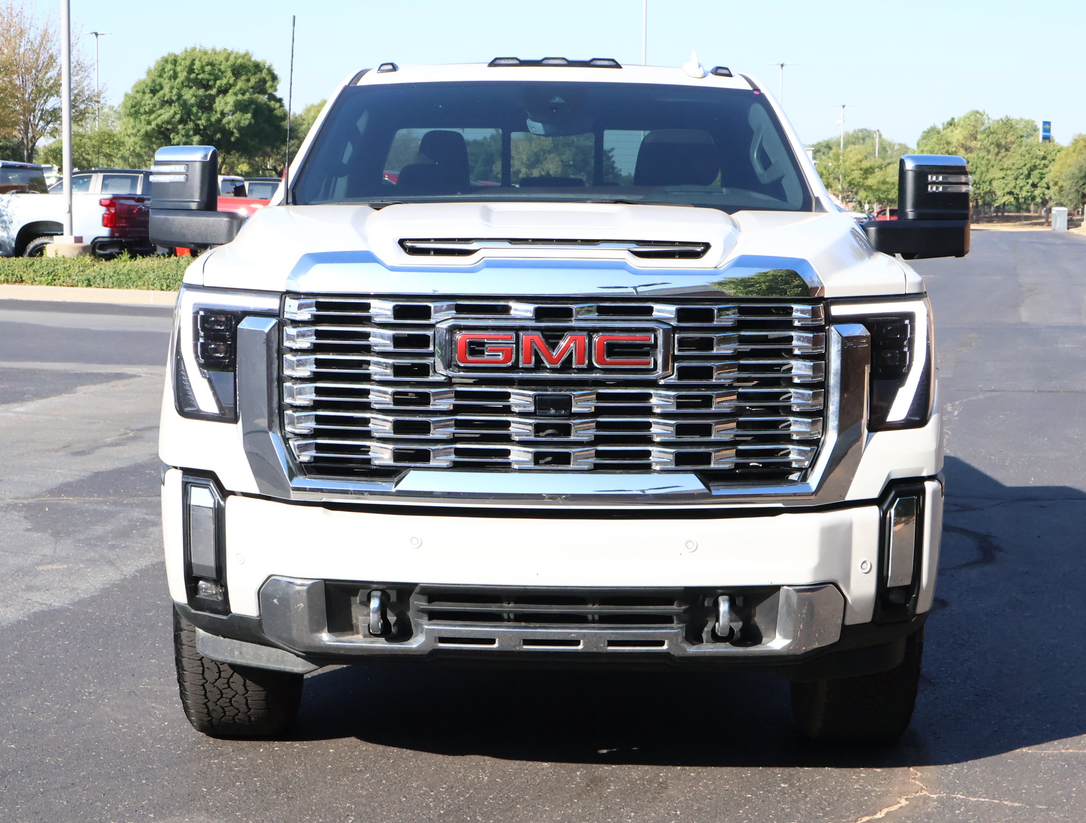 Used 2025 GMC Sierra 2500 Denali w/ Denali Reserve Package AWD/4WD image 33