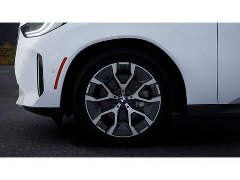New 2026 BMW X3 xDrive30 image 7