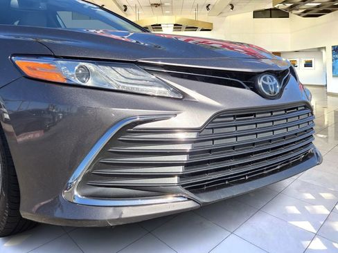 Used 2023 Toyota Camry XLE FWD image 2