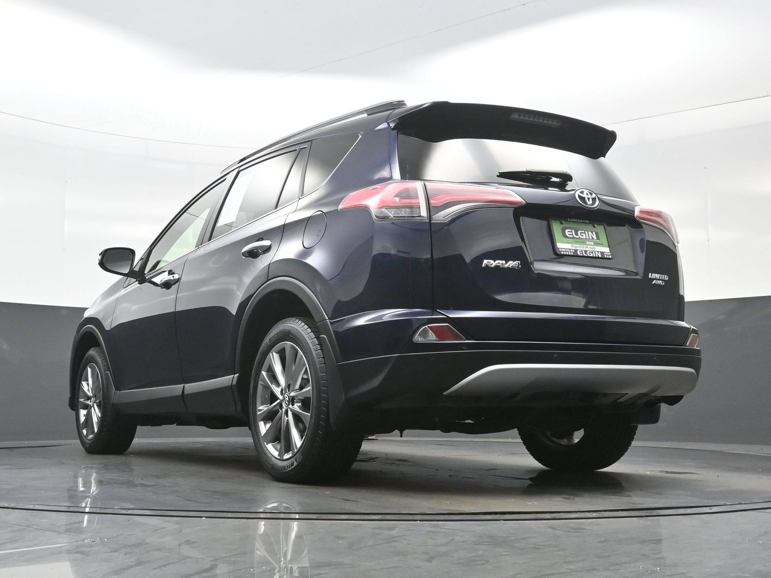 Used 2017 Toyota RAV4 Limited w/ Carpet Mat Package AWD/4WD image 33