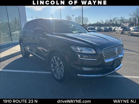 Certified 2022 Lincoln Nautilus Reserve image 9