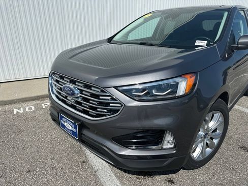 Certified 2022 Ford Edge Titanium w/ Equipment Group 301A AWD/4WD image 2