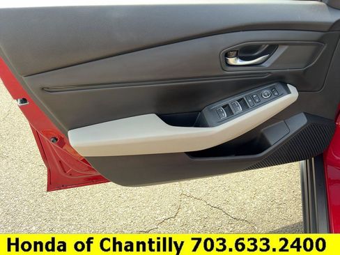 Certified 2025 Honda Accord SE image 24