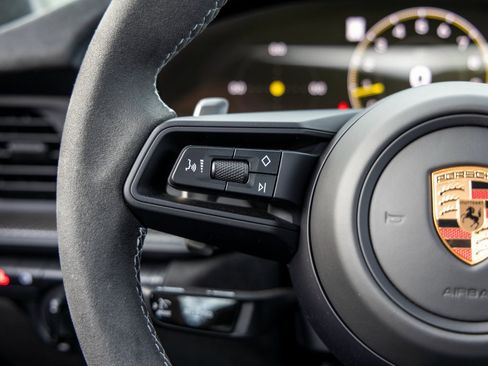 Certified 2026 Porsche 911 GT3 image 36