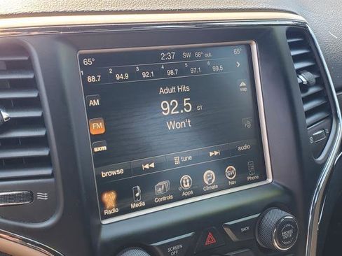 Used 2015 Jeep Grand Cherokee Limited image 14