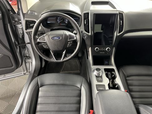 Used 2022 Ford Edge SEL AWD/4WD image 11