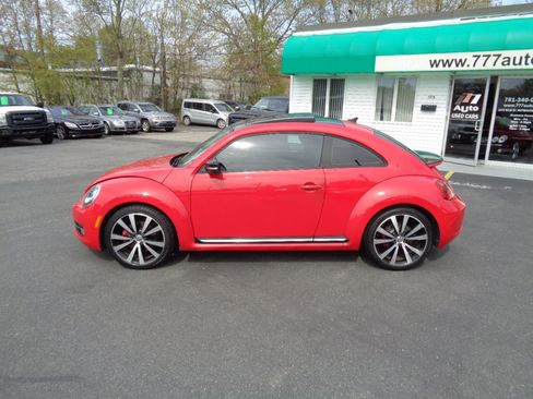 Used 2012 Volkswagen Beetle 2.0T image 10