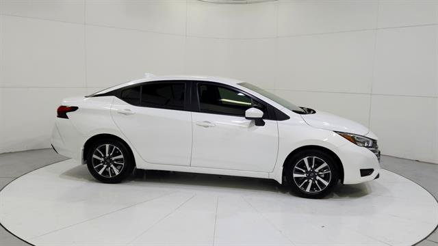 Certified 2025 Nissan Versa SV w/ Trunk Package FWD image 9