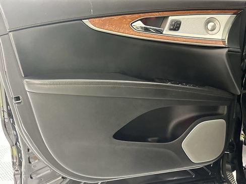 Used 2019 Lincoln Nautilus Black Label AWD/4WD image 29