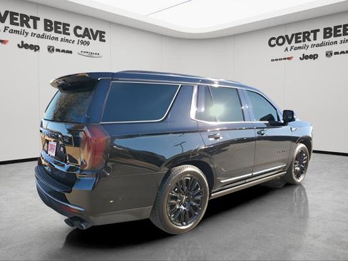 Used 2023 GMC Yukon Denali Ultimate image 9