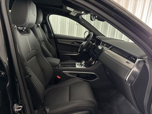 Used 2025 Jaguar F-PACE R-Dynamic S image 30