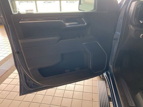 Certified 2024 GMC Sierra 1500 Elevation image 9