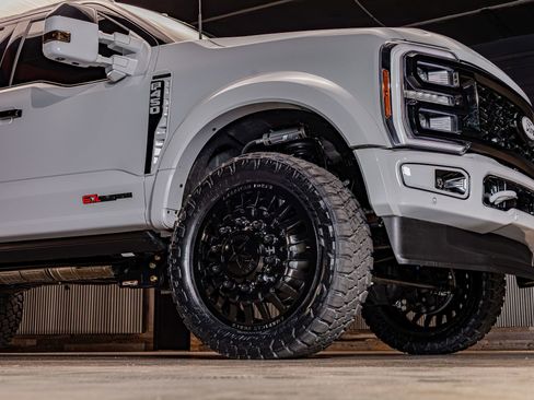 Used 2026 Ford F450 Platinum w/ Platinum Plus Package image 15