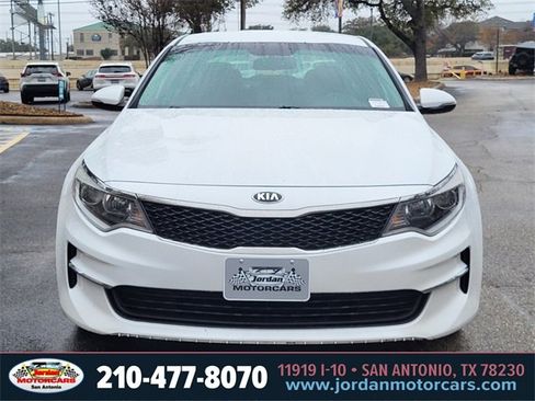 Used 2018 Kia Optima LX w/ 17" Alloy Wheels Package image 8