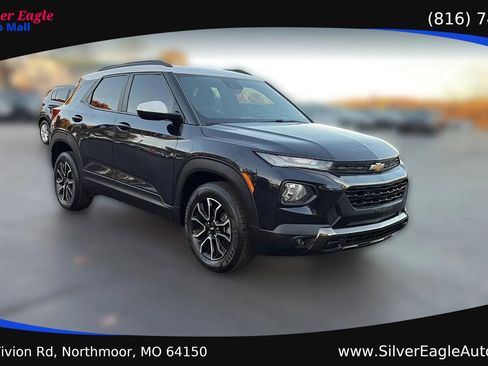 Used 2021 Chevrolet TrailBlazer ACTIV w/ Technology Package AWD/4WD image 7