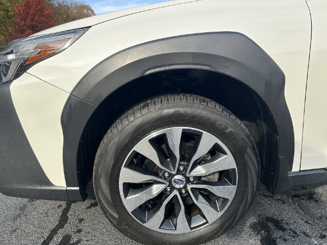 Used 2024 Subaru Outback Limited AWD/4WD image 28