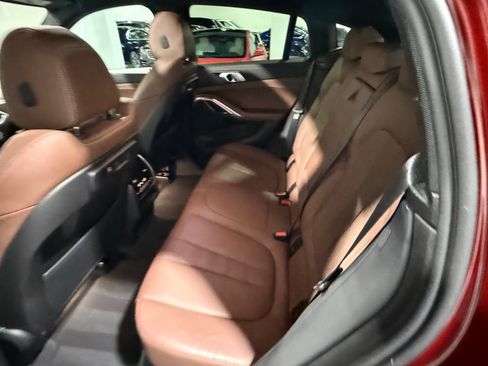 Used 2022 BMW X6 xDrive40i AWD/4WD image 58