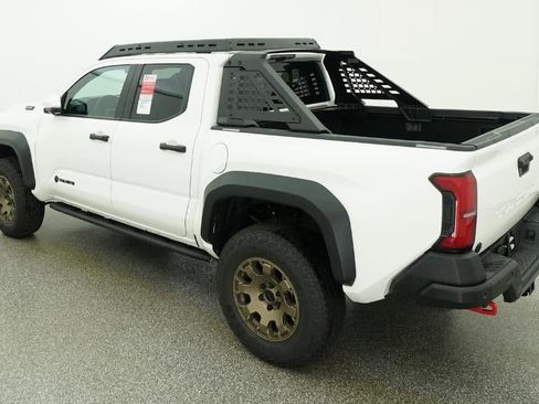 New 2026 Toyota Tacoma 4x4 Double Cab Hybrid image 5