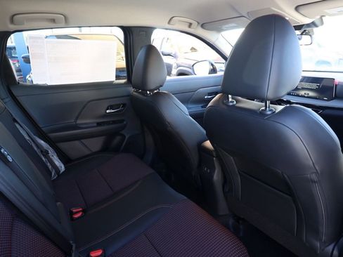 New 2026 Nissan Kicks SR image 17