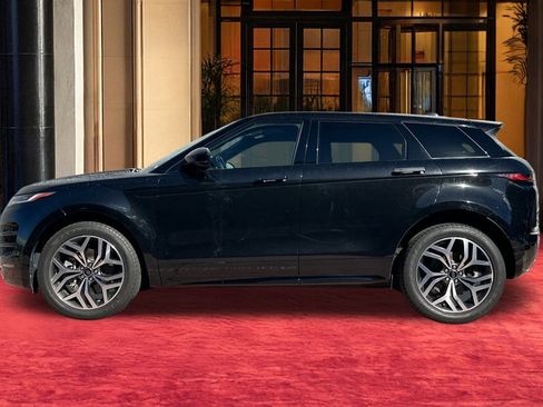 Certified 2022 Land Rover Range Rover Evoque R-Dynamic SE image 3