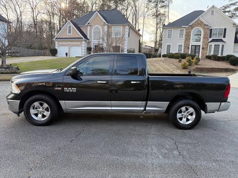 Used 2016 RAM 1500 Classic SLT image 2
