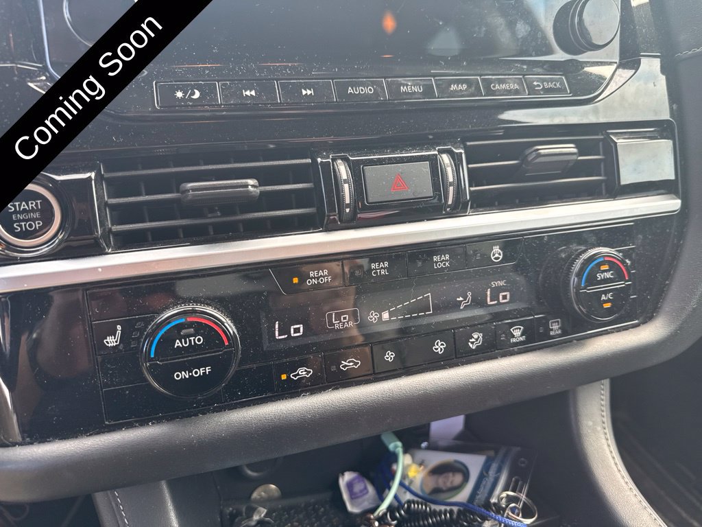 Used 2022 Nissan Pathfinder SL w/ SL Black Package FWD image 16