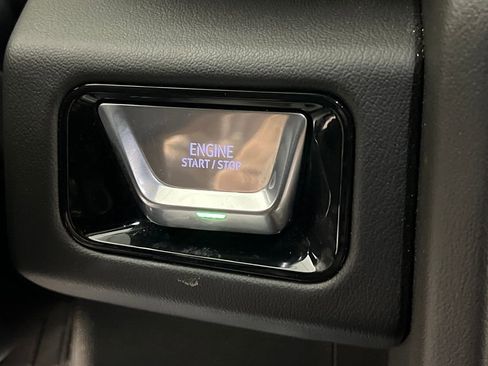 Used 2025 GMC Yukon Denali image 56