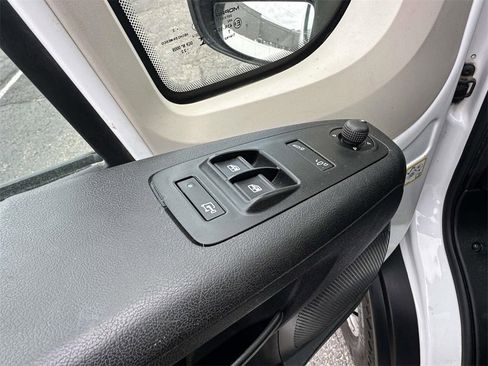 Used 2022 RAM ProMaster 2500 w/ Convenience Group image 22