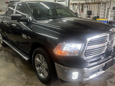 Used 2016 RAM 1500 Big Horn AWD/4WD image 3