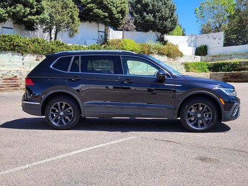 Certified 2024 Volkswagen Tiguan SE AWD/4WD image 4