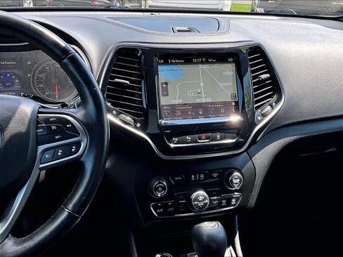 Used 2021 Jeep Cherokee High Altitude AWD/4WD image 18