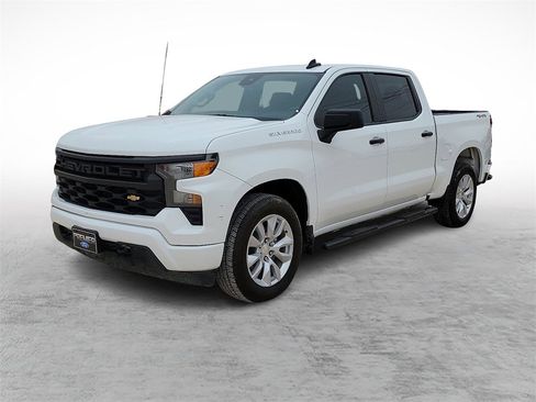 Used 2022 Chevrolet Silverado 1500 Custom image 5