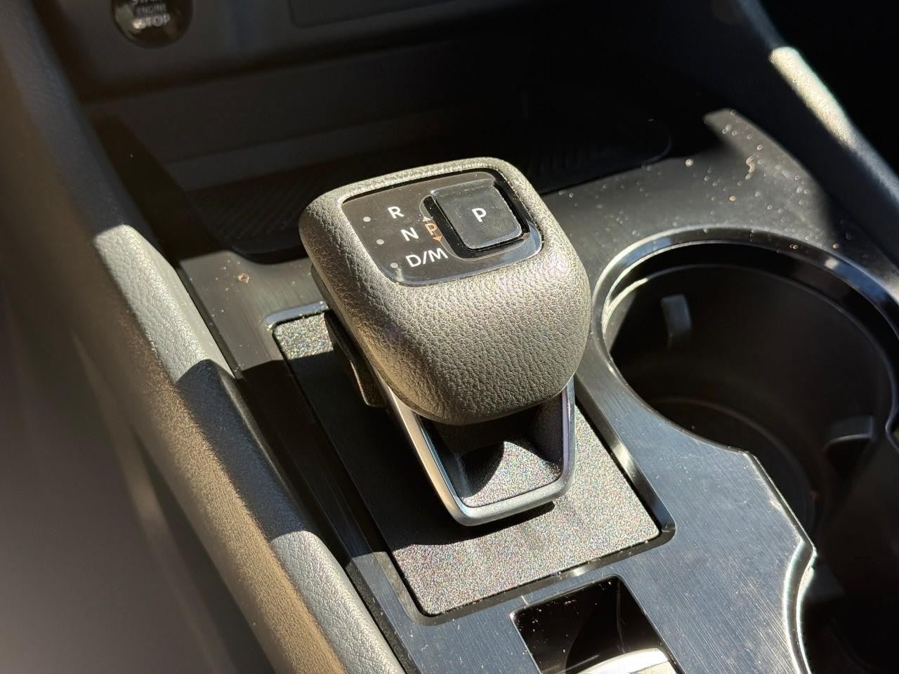 Used 2024 Nissan Rogue S FWD image 21