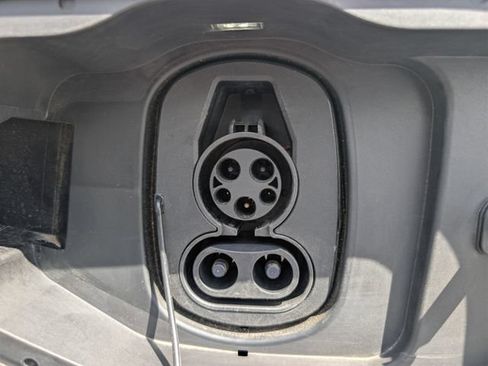 Used 2024 Chevrolet Equinox EV LT AWD/4WD image 27