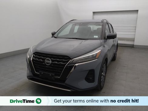 Used 2021 Nissan Kicks SR w/ SR Premium Package FWD image 1
