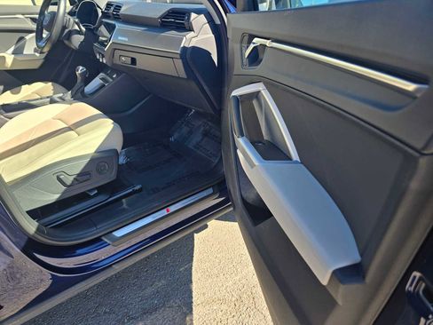 Used 2024 Audi Q3 2.0T Premium image 10