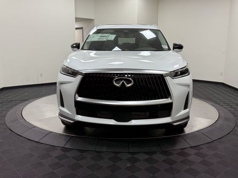 Certified 2027 INFINITI QX60 Luxe w/ Cargo Package FWD image 2