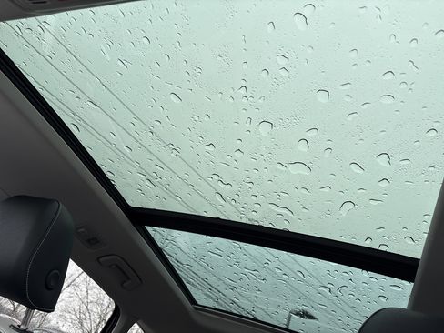 New 2026 Volkswagen Taos SE image 24