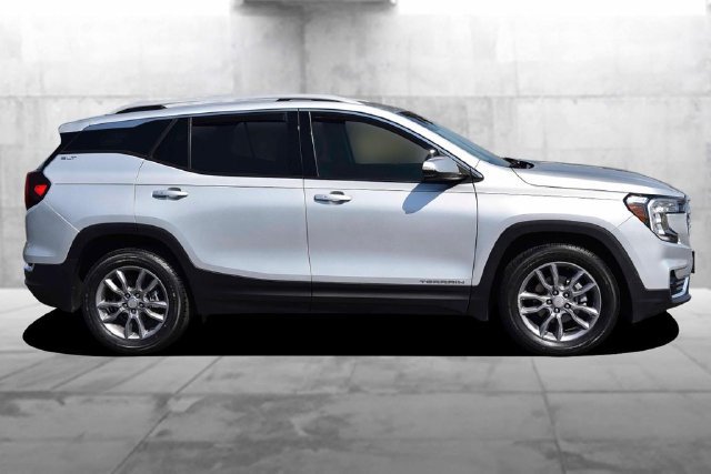 Used 2022 GMC Terrain SLT FWD image 5