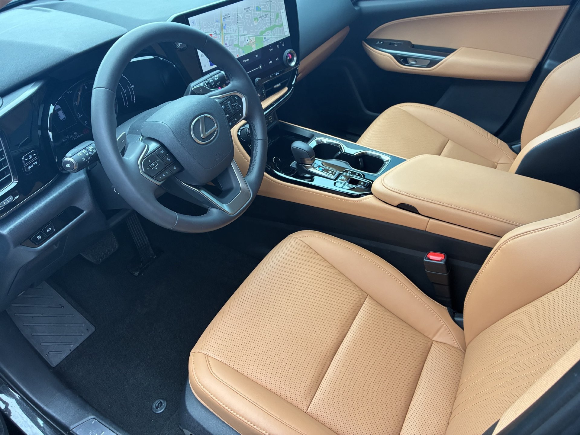 Used 2025 Lexus NX 350 AWD w/ Cold Area Package image 16