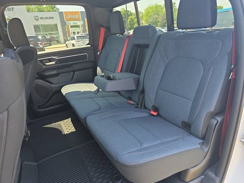 New 2026 RAM 1500 Big Horn AWD/4WD image 13