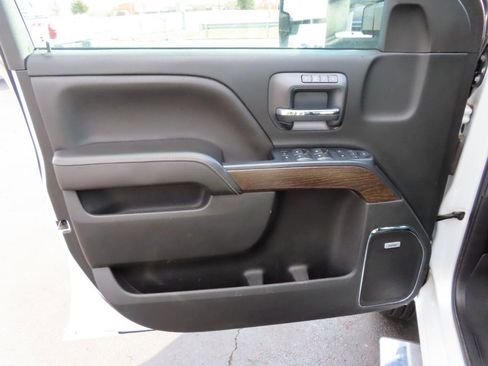 Used 2019 GMC Sierra 3500 Denali w/ Duramax Plus Package image 28