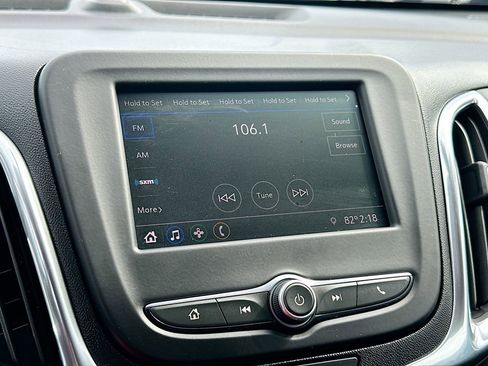 Used 2020 Chevrolet Equinox LT FWD image 14