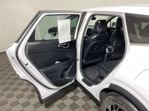 Used 2023 Kia Sportage EX FWD image 33