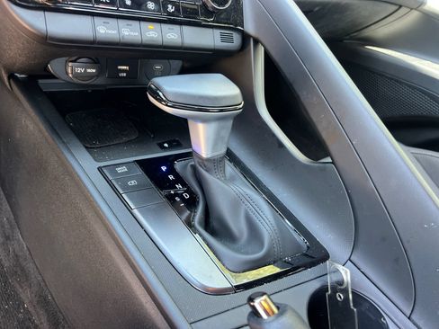Certified 2025 Hyundai Elantra Sport FWD image 29
